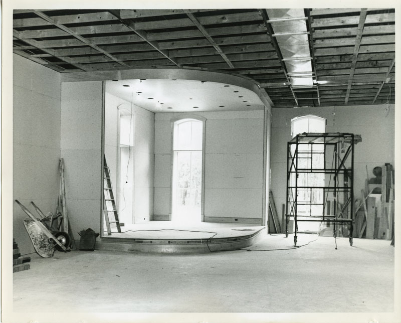 1973 the Museum of American Glass under construction