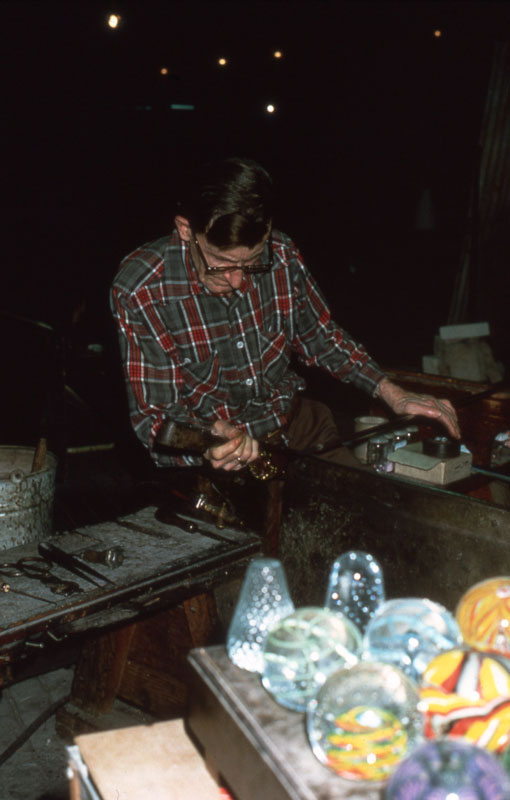 1987 Henry Davis in the Glass Studio