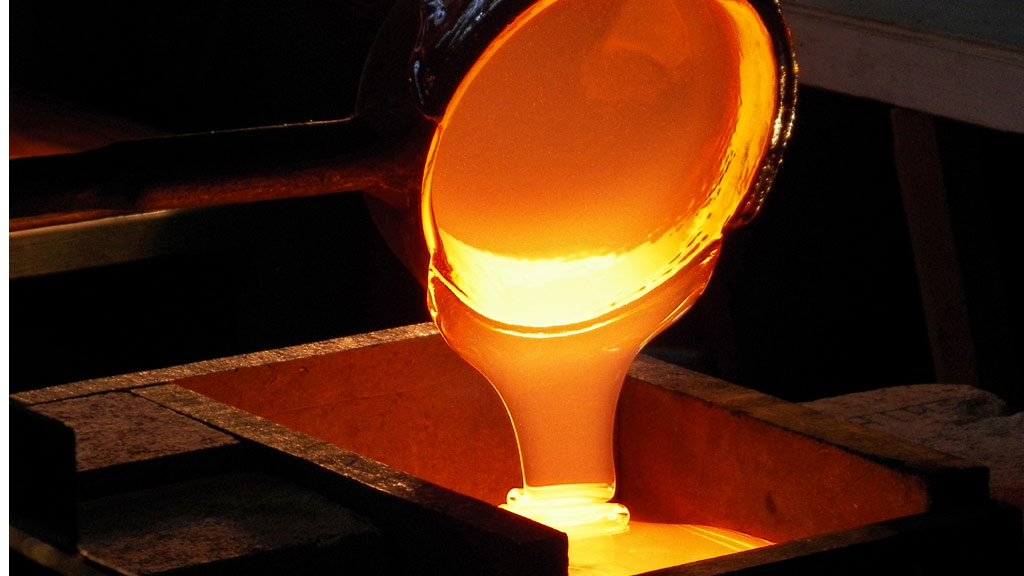 Pouring Molten Glass