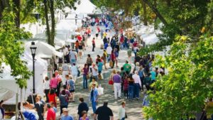 a crowd on the mall at wheatonarts