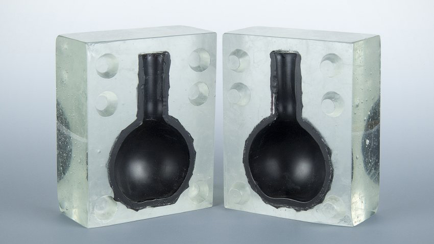 A mold for a vessel. Miho Aoki, Untitled, 1998, Photograph by Al Weinerman with The Lens Group.